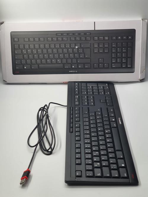 Reducere  Tastatura Mecanica Cherry STREAM, USB, Layout DE (Negru)