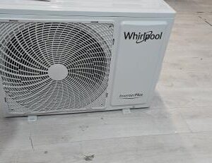 Reducere  Aparat de aer conditionat Whirlpool SPIW312A3WF20 Premium Wi-Fi, 12000 BTU, Filtru Hepa, Voice control, 6Th Sence, Clasa A+++ (Alb)