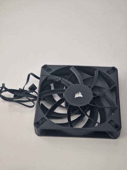 Reducere  Ventilator Corsair AF Series™ AF140 High-Performance, PWM, 140mm