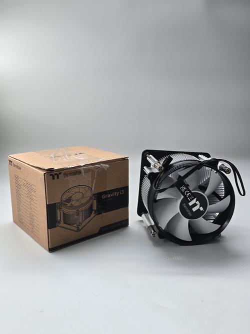 Reducere  Cooler CPU Thermaltake Gravity i3, 92mm, 3500 RPM Max (Gri)