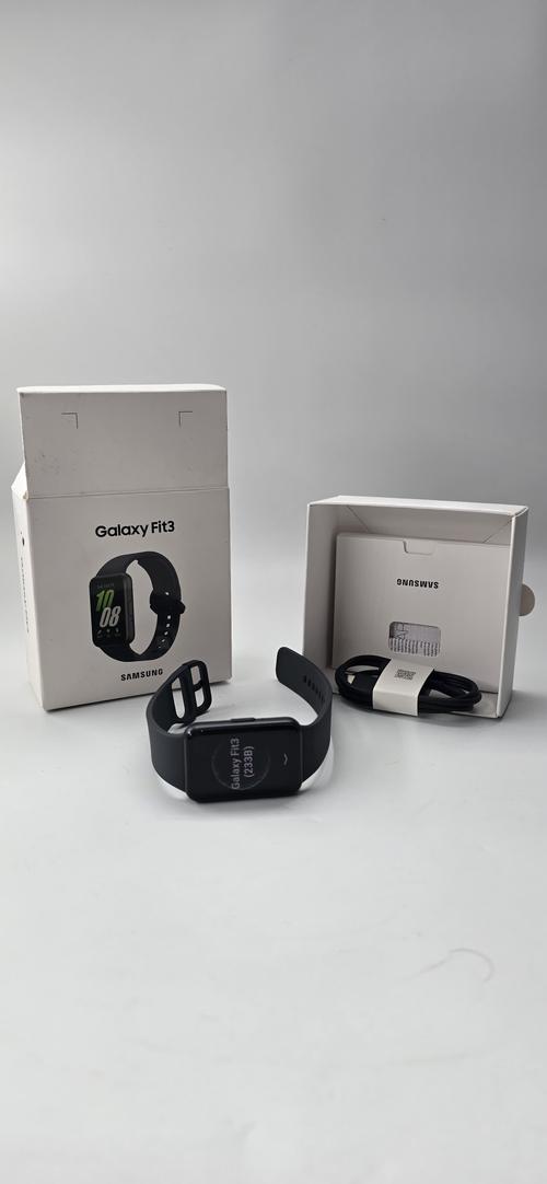 Reducere  Bratara fitness Samsung Galaxy Fit 3, ecran AMOLED 1.6inch, Bluetooth 5.3, bratara silicon (Negru/Gri)